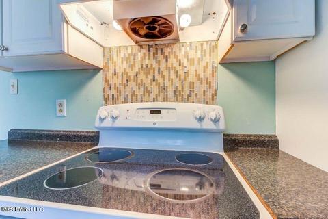 7220 Hampton Dr, Biloxi, MS 39532 photo 15