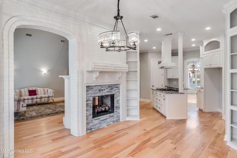 304 Crimson Crown, Flowood, MS 39232 photo 8