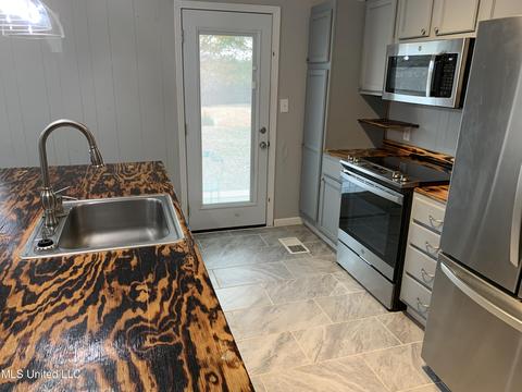2876 Rifle Range Rd, Coldwater, MS 38618 photo 5