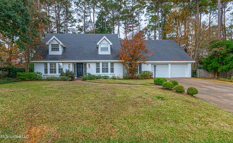 5435 Red Fox Rd, Jackson, MS 39211 photo 1