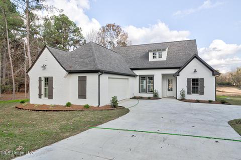 736 E Harper St, Richland, MS 39218 photo 2