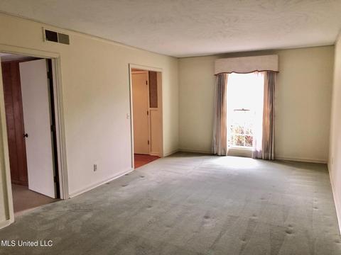 1343 Riverwood Dr, Jackson, MS 39211 photo 4