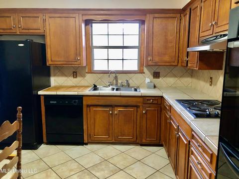 1343 Riverwood Dr, Jackson, MS 39211 photo 6