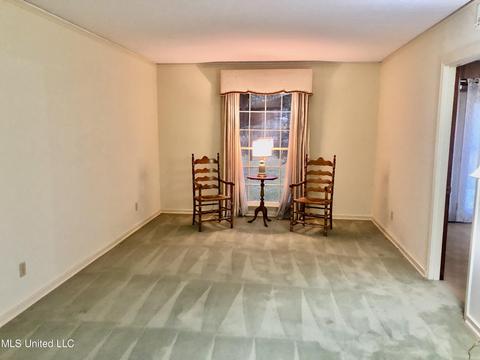 1343 Riverwood Dr, Jackson, MS 39211 photo 3