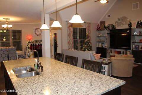 13315 Lapstone Loop, Olive Branch, MS 38654 photo 5