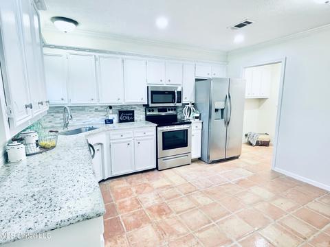 427 Bradford Dr, Brandon, MS 39047 photo 8
