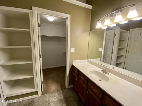 10375 Amanda Dr, Olive Branch, MS 38654 photo 14