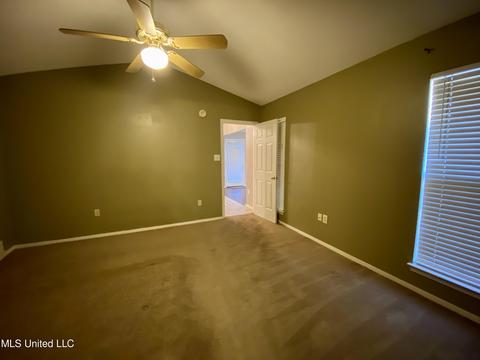10375 Amanda Dr, Olive Branch, MS 38654 photo 15