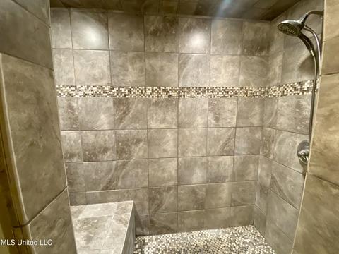 10375 Amanda Dr, Olive Branch, MS 38654 photo 12