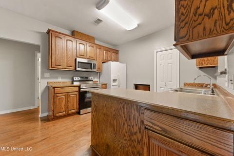 10810 Apua Ct, Diamondhead, MS 39525 photo 4