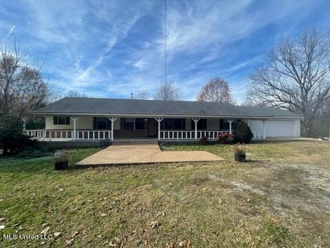 3589 N Fogg Rd, Nesbit, MS 38651 photo 1