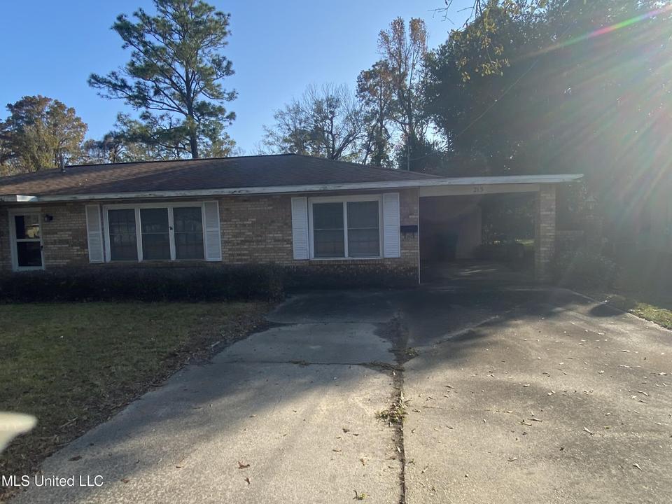 213 Ridgeway Ave, Gulfport, MS 39507 24 Photos MLS 4004492 Movoto