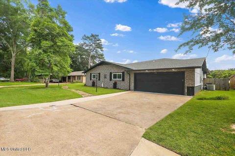 204 Lotus Dr, Brandon, MS 39047 photo 3