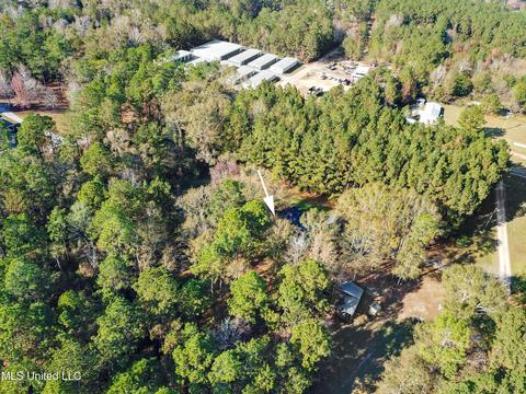 2918 Highway 26 Hwy, Wiggins, MS 39577 photo 34
