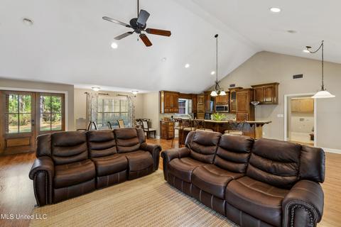2918 Highway 26 Hwy, Wiggins, MS 39577 photo 6