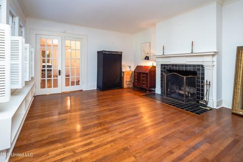 1692 Laurel St, Jackson, MS 39202 photo 9