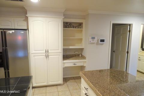 307 Meadowoods Dr, Jackson, MS 39211 photo 13
