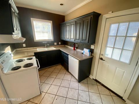 426 Lorenz Blvd, Jackson, MS 39216 photo 4
