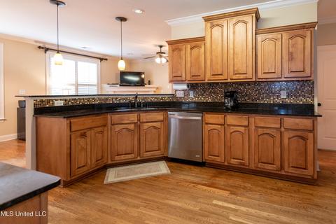1624 Imboden Cv, Nesbit, MS 38651 photo 8