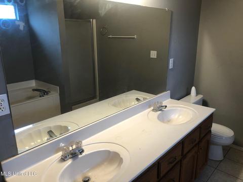6350 E Oak Run Dr, Olive Branch, MS 38654 photo 5
