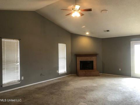 6350 E Oak Run Dr, Olive Branch, MS 38654 photo 3