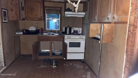 2291 E Old Jackson Rd, Forest, MS 39074 photo 9