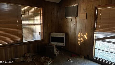 2291 E Old Jackson Rd, Forest, MS 39074 photo 5
