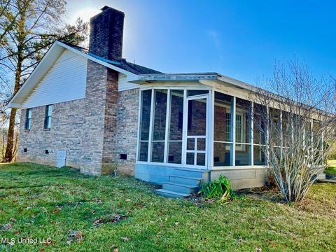 243 Shaw Rd, Conehatta, MS 39057 photo 4