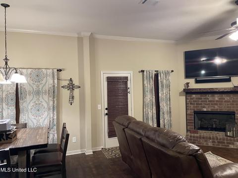 518 Brighton Trl, Florence, MS 39073 photo 3