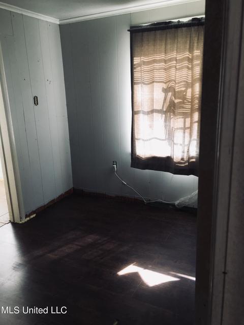 205 E Old Pass Rd, Long Beach, MS 39560 photo 5