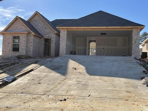 1002 Silver Cir, Pearl, MS 39208 photo 1