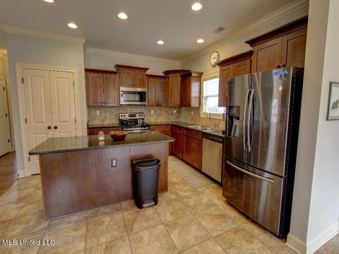 2291 Saint Ives Ln, Hernando, MS 38632 photo 9