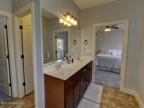 2291 Saint Ives Ln, Hernando, MS 38632 photo 17