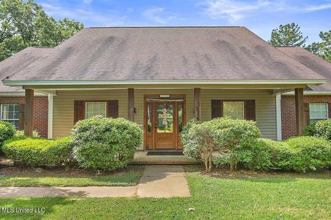 5929 Tank Rd, Terry, MS 39170 photo 4
