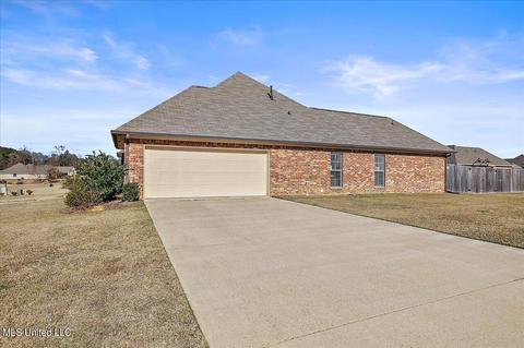 211 Falls Xing, Madison, MS 39110 photo 6