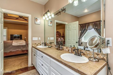926 Rutherford Dr, Jackson, MS 39206 photo 36