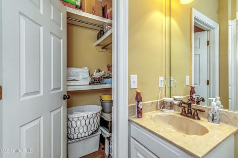 926 Rutherford Dr, Jackson, MS 39206 photo 67