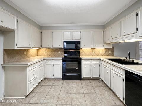 269 Turtle Creek Dr, Byram, MS 39272 photo 11