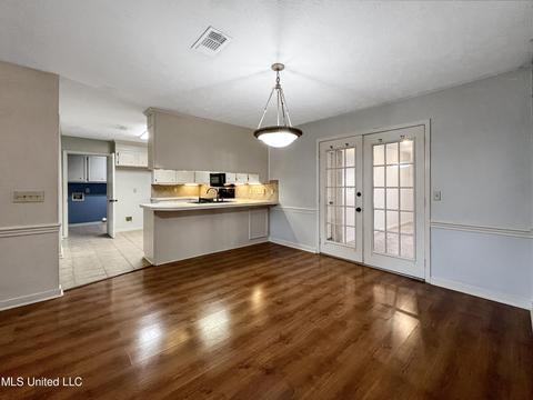 269 Turtle Creek Dr, Byram, MS 39272 photo 9