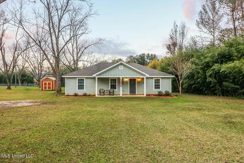 148 Easley Rd, Lucedale, MS 39452 photo 2