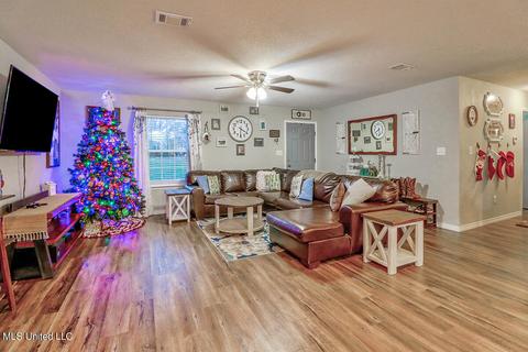 148 Easley Rd, Lucedale, MS 39452 photo 4