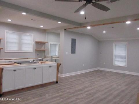 145 W Main St, Florence, MS 39073 photo 7