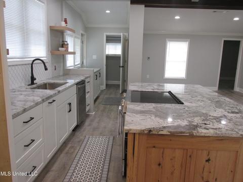 145 W Main St, Florence, MS 39073 photo 17