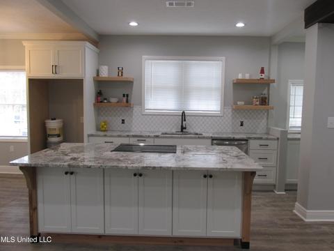 145 W Main St, Florence, MS 39073 photo 14