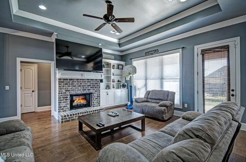 114 Bridgeton Circle Cir, Canton, MS 39046 photo 9