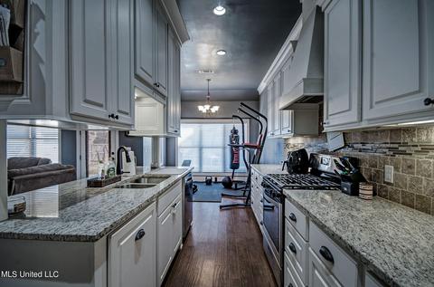114 Bridgeton Circle Cir, Canton, MS 39046 photo 13
