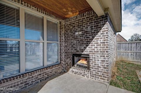 114 Bridgeton Circle Cir, Canton, MS 39046 photo 4