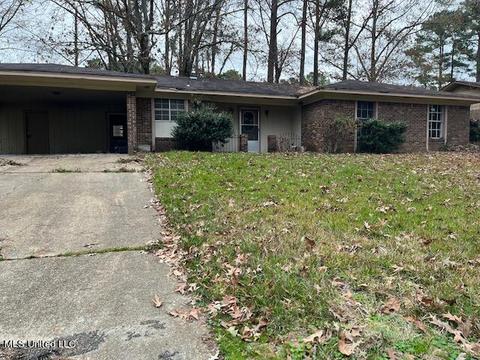 644 Briarcliff Cir, Jackson, MS 39212 photo 1