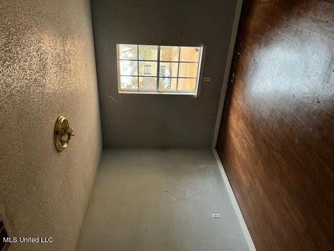 644 Briarcliff Cir, Jackson, MS 39212 photo 2