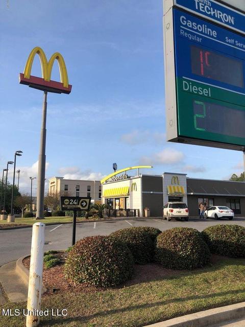 Ms-63, Moss Point, MS 39563 photo 5